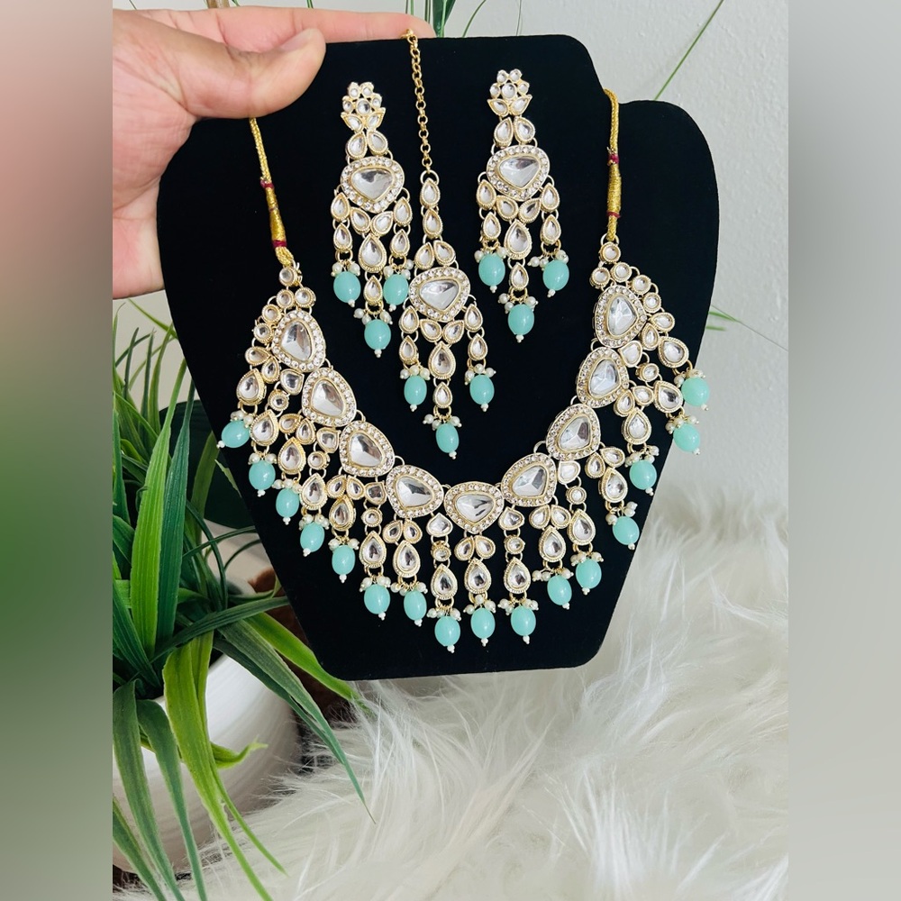Indian Elegant Gold and Green Jewelry Set